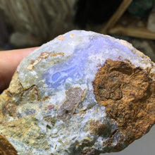 Cargar imagen en el visor de la galería, Blue Lace Agate Geode #08