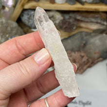 Load image into Gallery viewer, Quartz Laser Point #23