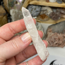 Load image into Gallery viewer, Quartz Laser Point #23