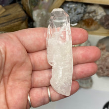 Load image into Gallery viewer, Quartz Laser Point #23