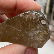 Bild in Galerie-Viewer laden, Amphibole Included Quartz XXX-Large Rough Tumble #01