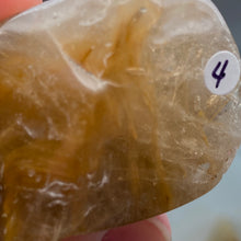 将图像加载到图库查看器中,<transcy>闪石石英或天使幻影石英 6</transcy>