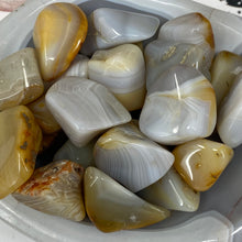 Load image into Gallery viewer, Banded Agate Medium/Large Tumbles