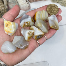Load image into Gallery viewer, Banded Agate Medium/Large Tumbles