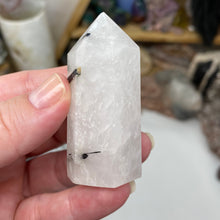 将图像加载到图库查看器中,Black Rutilated Quartz Point #06
