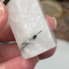 将图像加载到图库查看器中,Black Rutilated Quartz Point #06