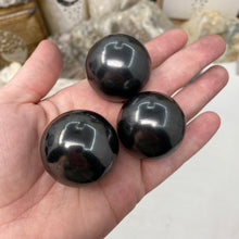 Load image into Gallery viewer, Shungite 1.35" Spheres