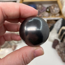 Load image into Gallery viewer, Shungite 1.35" Spheres