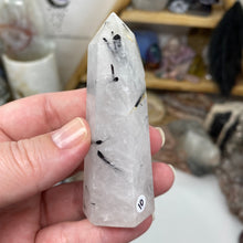 将图像加载到图库查看器中,Black Rutilated Quartz Point #10
