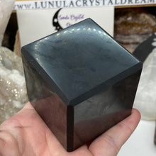 Bild in Galerie-Viewer laden, Shungite 2" Cubes