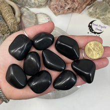 将图像加载到图库查看器中,Shungite Large Tumbles