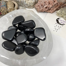 将图像加载到图库查看器中,Shungite X-Large Tumbles