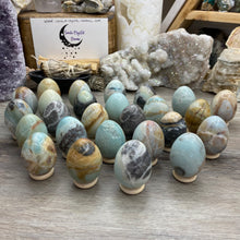 Bild in Galerie-Viewer laden, Black Gold Amazonite 2" Eggs