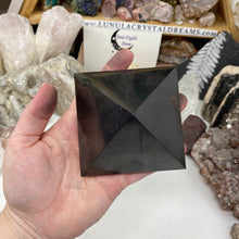 Chargez l'image dans la visionneuse de la galerie, Shungite 3" Pyramids