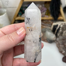 将图像加载到图库查看器中,Black Rutilated Quartz Point #13