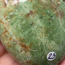 将图像加载到图库查看器中,Chrysoprase Palm Stone #23
