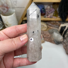 将图像加载到图库查看器中,Black Rutilated Quartz Point #14