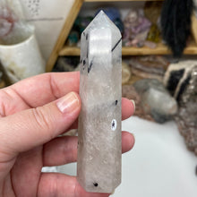 将图像加载到图库查看器中,Black Rutilated Quartz Point #14