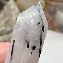 将图像加载到图库查看器中,Black Rutilated Quartz Point #14