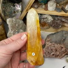 Bild in Galerie-Viewer laden, Yellow Hematoid "Golden Healer" Tower #02