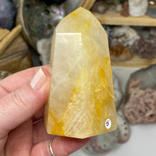 Bild in Galerie-Viewer laden, Yellow Hematoid "Golden Healer" Tower #05
