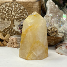Bild in Galerie-Viewer laden, Yellow Hematoid "Golden Healer" Tower #05