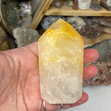Bild in Galerie-Viewer laden, Yellow Hematoid "Golden Healer" Tower #06