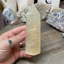 将图像加载到图库查看器中,<transcy>蜂蜜方解石塔 #02</transcy>