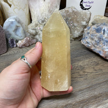 Bild in Galerie-Viewer laden, Honey Calcite Tower #02