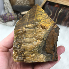 Carica l'immagine nel visualizzatore di Gallery, Tiger Eye Semi Polished Tower #01