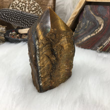 Carica l'immagine nel visualizzatore di Gallery, Tiger Eye Semi Polished Tower #02