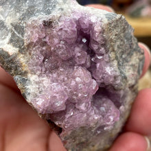 Bild in Galerie-Viewer laden, Cobaltoan Calcite #07