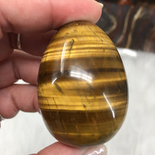 Bild in Galerie-Viewer laden, Tiger Eye Egg