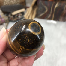 Bild in Galerie-Viewer laden, Tiger Eye Egg