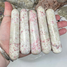 Bild in Galerie-Viewer laden, Cinnabarite 4" Wands