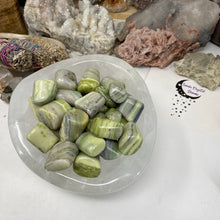 Bild in Galerie-Viewer laden, Infinite Large Tumbles