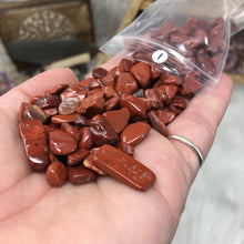 将图像加载到图库查看器中,<transcy>红碧玉砾石</transcy>