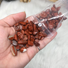 将图像加载到图库查看器中,<transcy>红碧玉砾石</transcy>