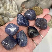 将图像加载到图库查看器中,Iolite Large / X-Large Tumbles