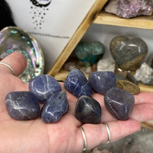 将图像加载到图库查看器中,Iolite Large / X-Large Tumbles