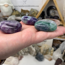 Chargez l'image dans la visionneuse de la galerie, Fluorite 40mm Hearts