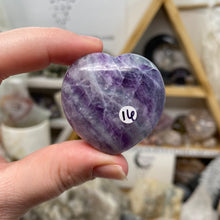 Chargez l'image dans la visionneuse de la galerie, Fluorite 40mm Hearts