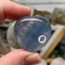 Bild in Galerie-Viewer laden, Fluorite 30mm Hearts
