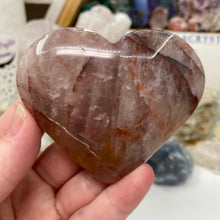 Chargez l'image dans la visionneuse de la galerie, Red Hematoid "Fire Quartz" Heart #01