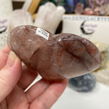 Chargez l'image dans la visionneuse de la galerie, Red Hematoid "Fire Quartz" Heart #01