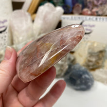 Chargez l'image dans la visionneuse de la galerie, Red Hematoid "Fire Quartz" Heart #01