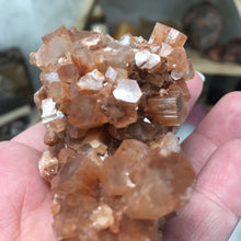 将图像加载到图库查看器中,<transcy>文石星团#03</transcy>