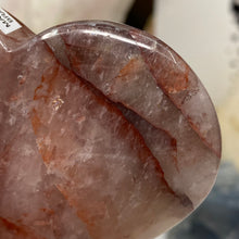 Chargez l'image dans la visionneuse de la galerie, Red Hematoid "Fire Quartz" Heart #01