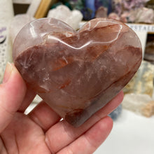 Chargez l'image dans la visionneuse de la galerie, Red Hematoid "Fire Quartz" Heart #02