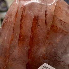 Chargez l'image dans la visionneuse de la galerie, Red Hematoid "Fire Quartz" Heart #02